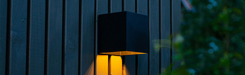 Vegglamper utendørs